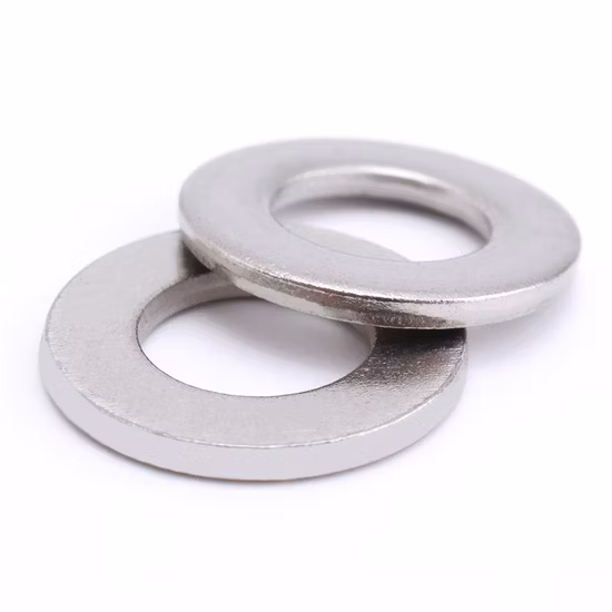 China Carbon Steel SAE Plain Washer Zinc Plated Flat Washer